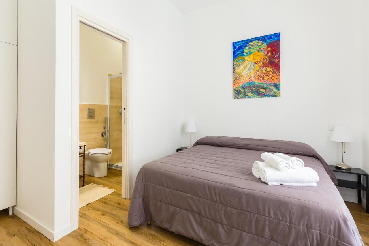 Barrio 133 - Double Bedroom In Center By Napoliapartments Екстериор снимка