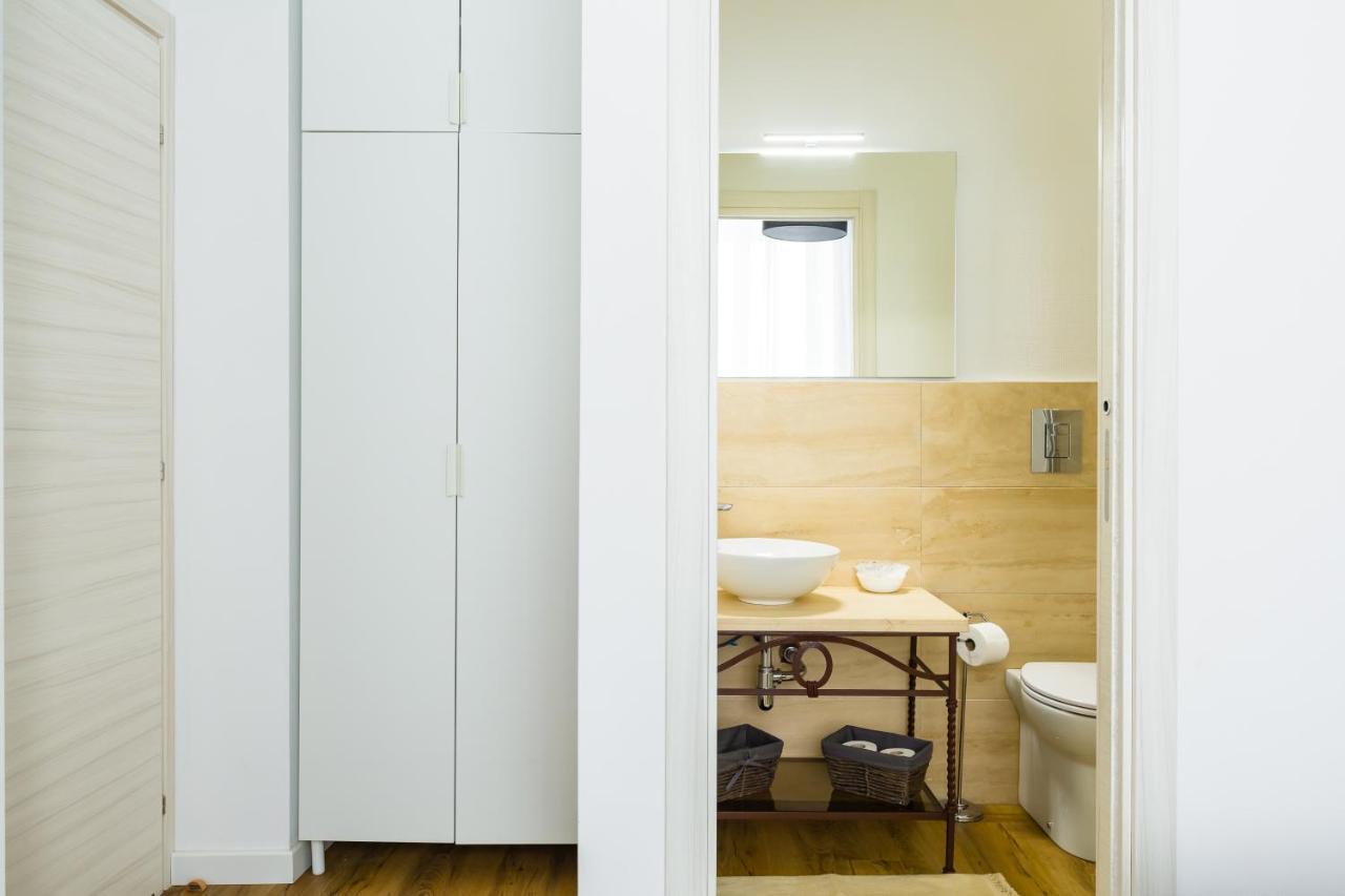 Barrio 133 - Double Bedroom In Center By Napoliapartments Екстериор снимка