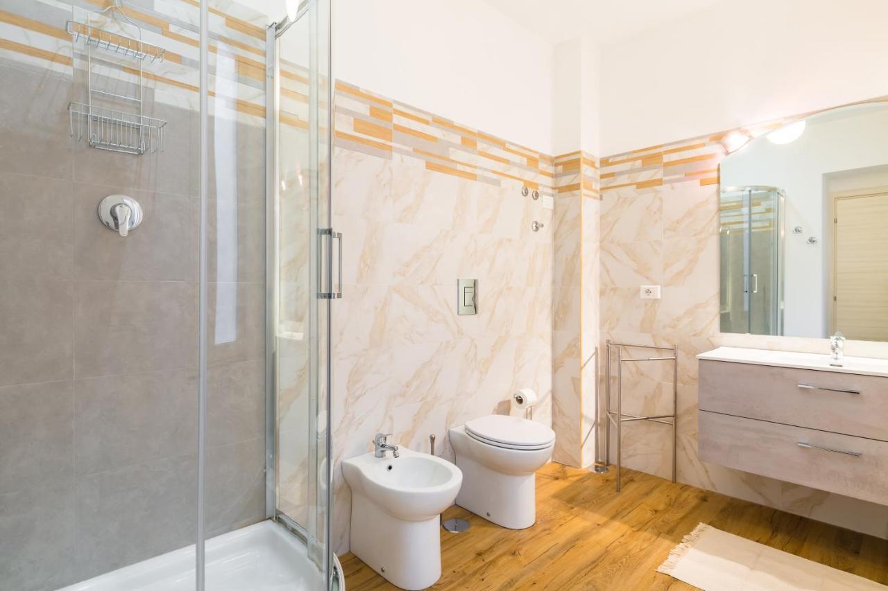 Barrio 133 - Double Bedroom In Center By Napoliapartments Екстериор снимка